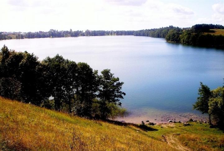 Zimowe atrakcje nad jeziorem