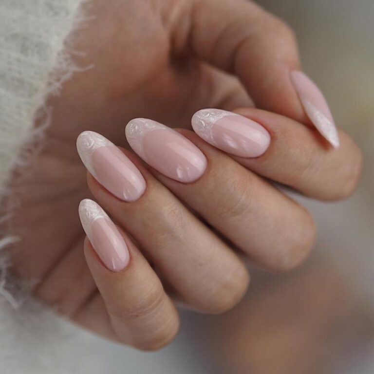 Hybrydowe, żelowe i akrylowe paznokcie – kluczowe różnice, które musisz znać