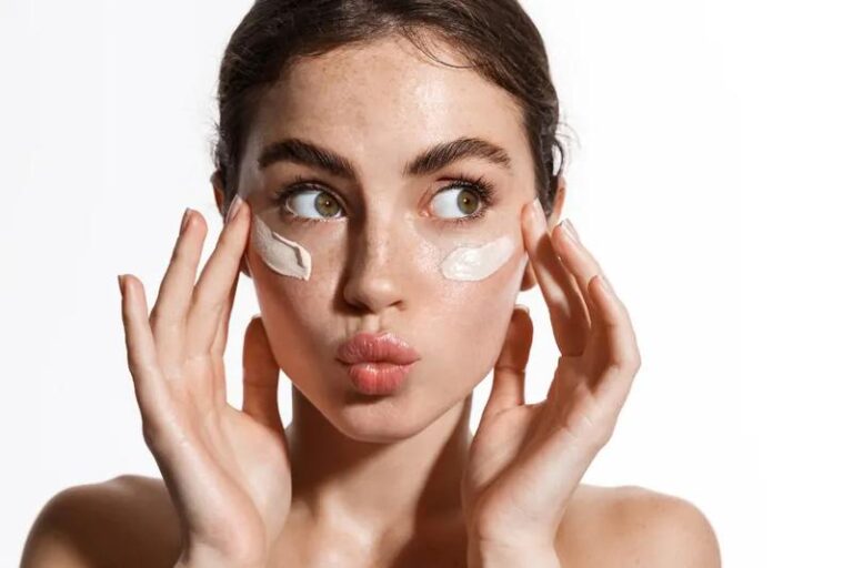 Skuteczne sposoby na uniknięcie przebarwień na twarzy – odkryj tajemnice pielęgnacji skóry